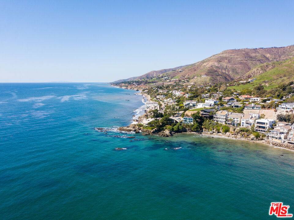 Malibu, CA 90265,31532 Victoria Point RD