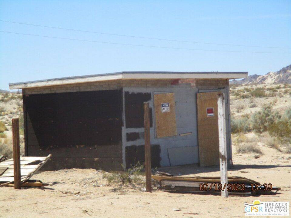 29 Palms, CA 92277,4189 Nevada Trails