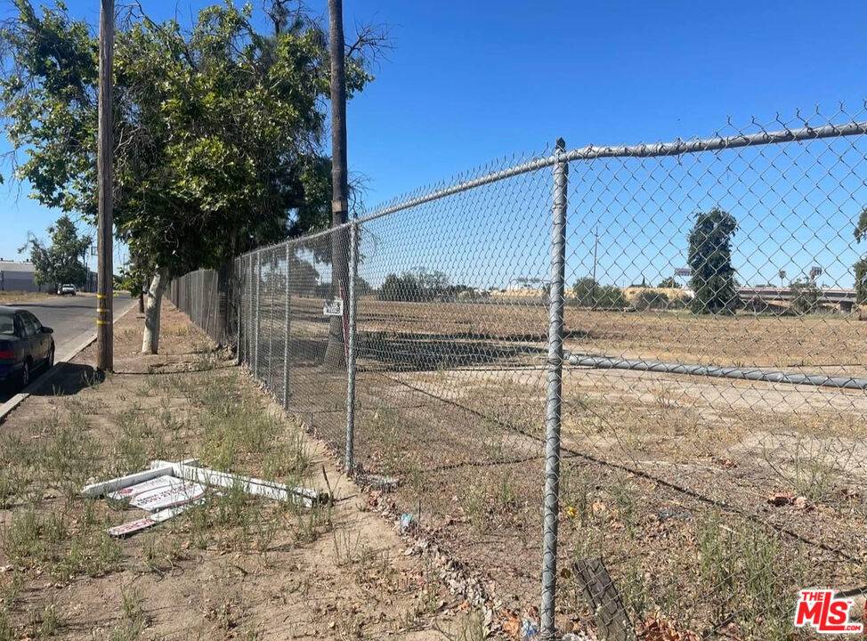 Fresno, CA 93706,2328 S Cherry