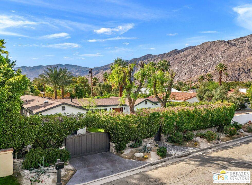 Palm Springs, CA 92262,1075 E El Alameda