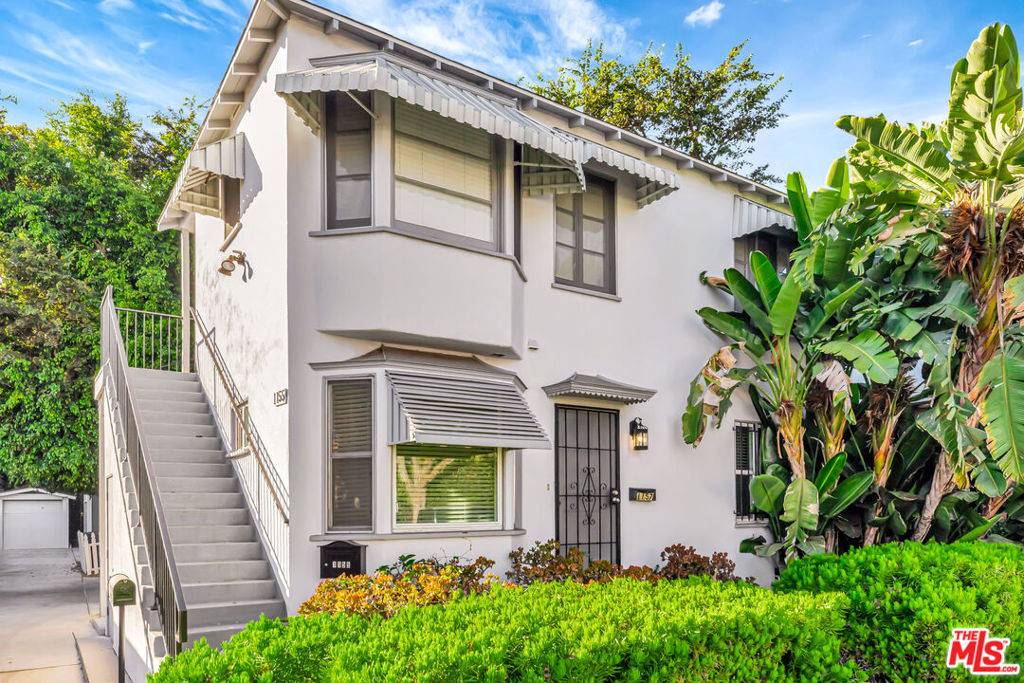 West Hollywood, CA 90046,1157 N Genesee AVE