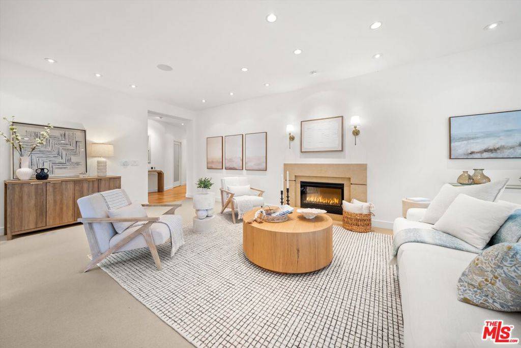 Santa Barbara, CA 93108,71 Seaview DR