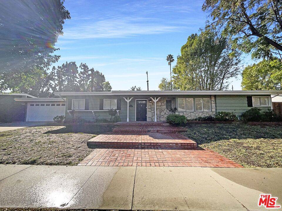 Woodland Hills, CA 91364,4745 Degovia AVE