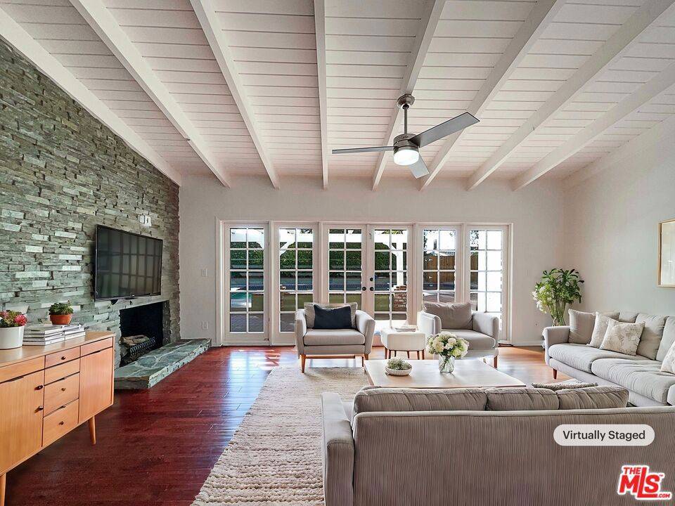 Woodland Hills, CA 91364,4745 Degovia AVE