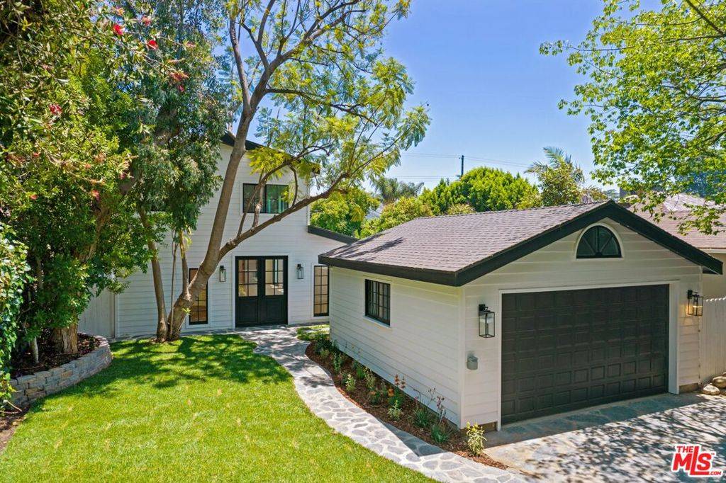 Studio City, CA 91604,4332 WILKINSON AVE