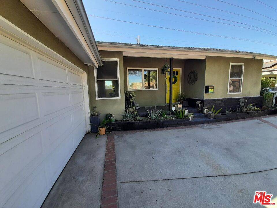 Arleta, CA 91331,9441 Roslyndale AVE
