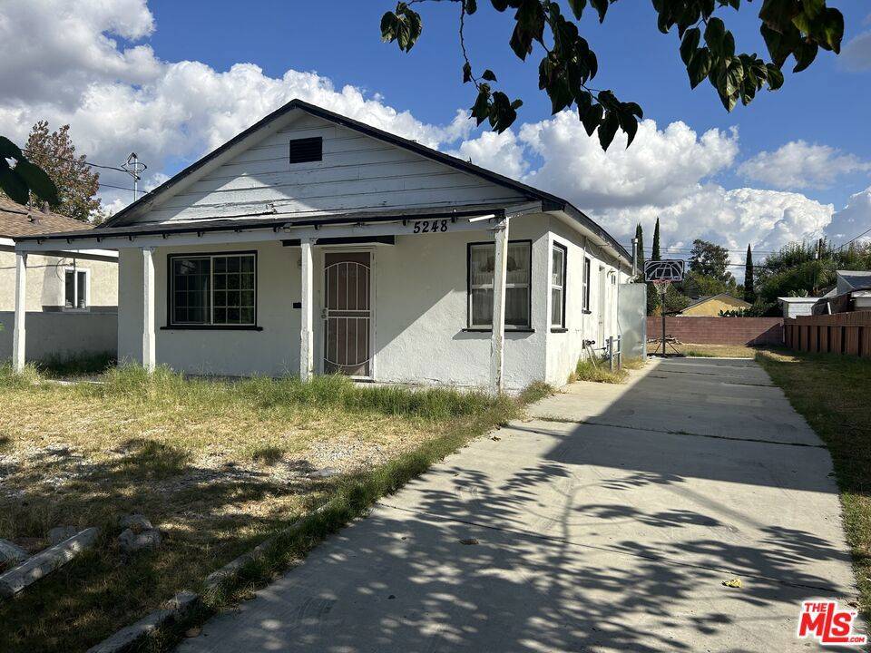 North Hollywood, CA 91601,5248 Auckland AVE