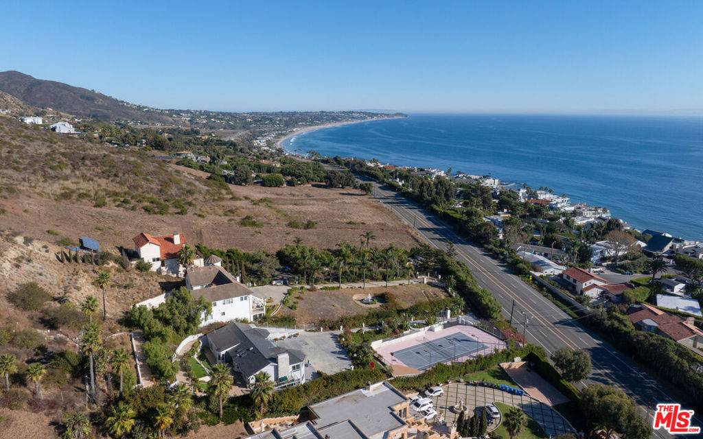 Malibu, CA 90265,31727 Pacific Coast HWY