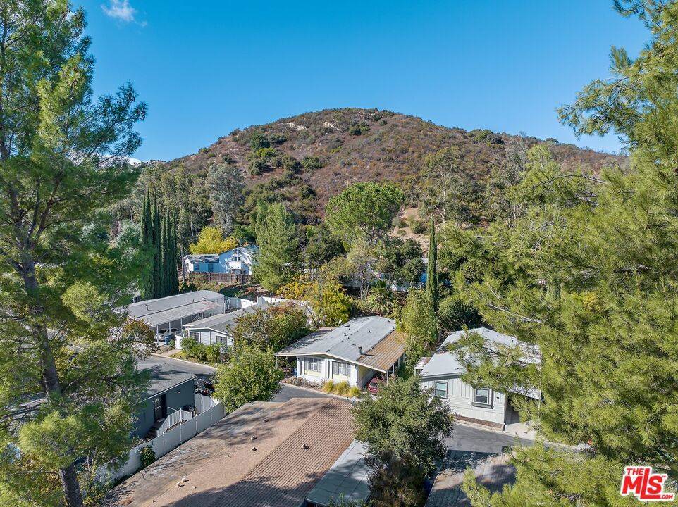 Calabasas, CA 91302,23777 Mulholland HWY #5