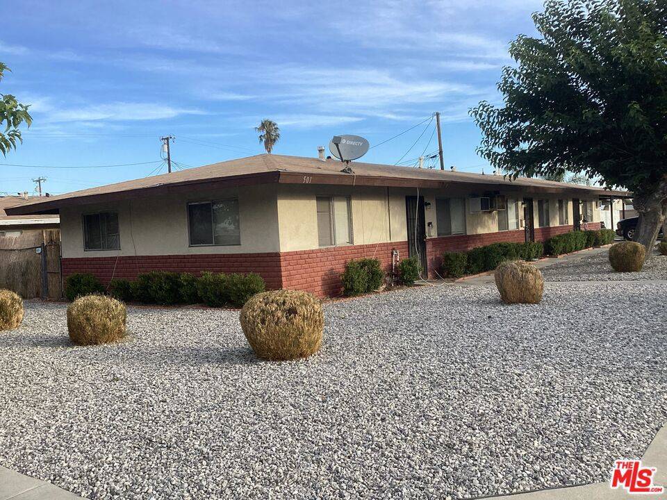 Hemet, CA 92543,501 Cedar PL