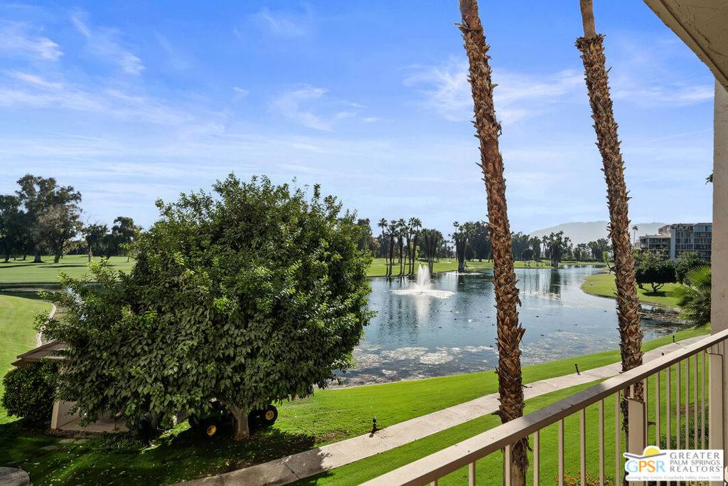 Rancho Mirage, CA 92270,910 Island DR #209