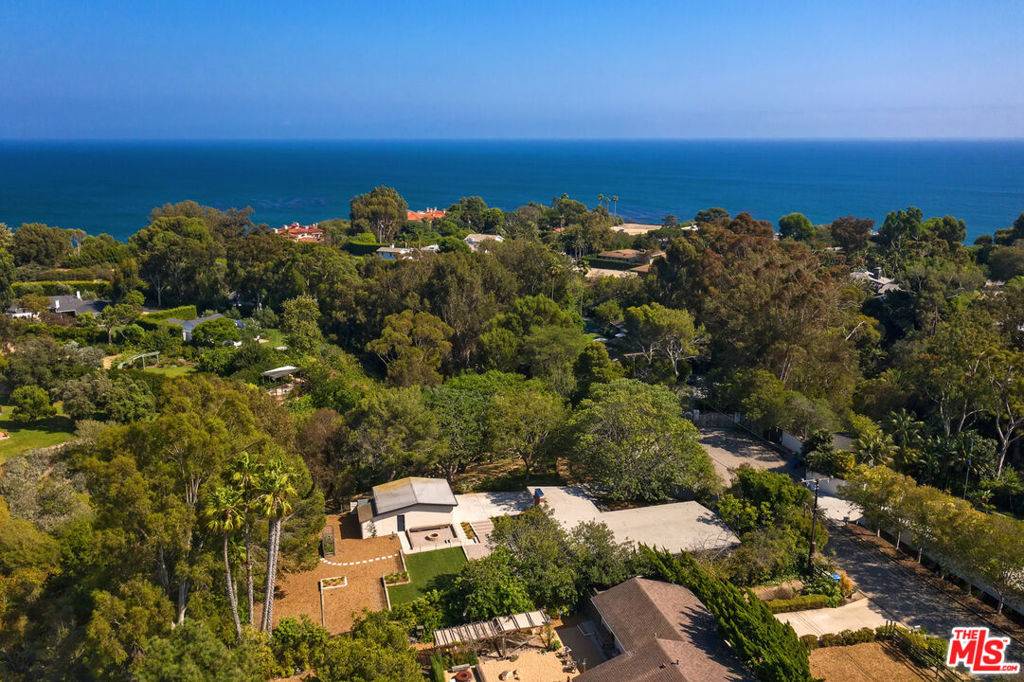 Malibu, CA 90265,28815 Bison CT