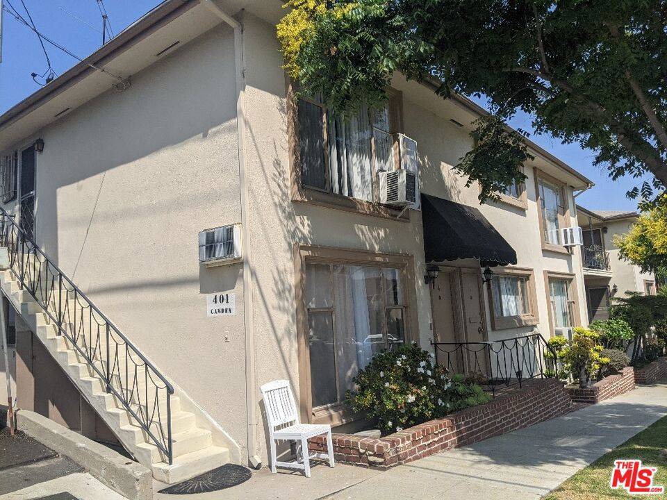 Beverly Hills, CA 90212,401 S Camden DR #3