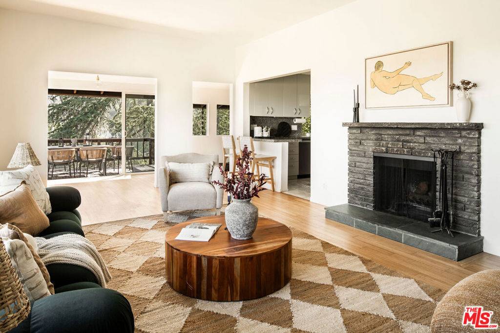 Studio City, CA 91604,3720 Alta Mesa DR