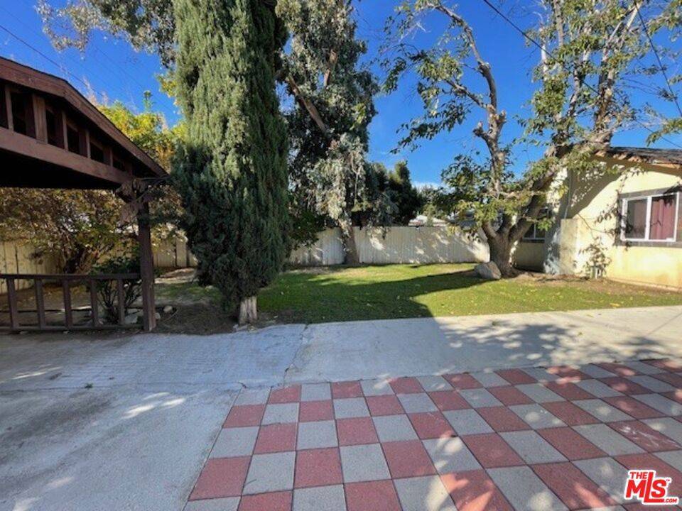 Van Nuys, CA 91405,15226 Covello ST