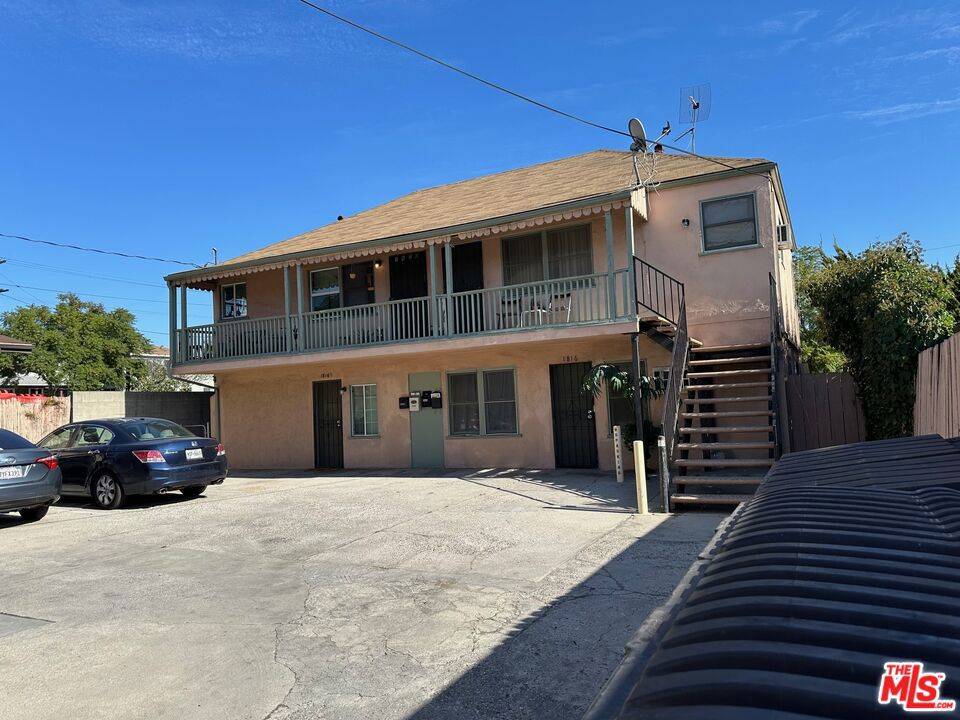 Los Angeles, CA 90027,1816 Hillhurst AVE