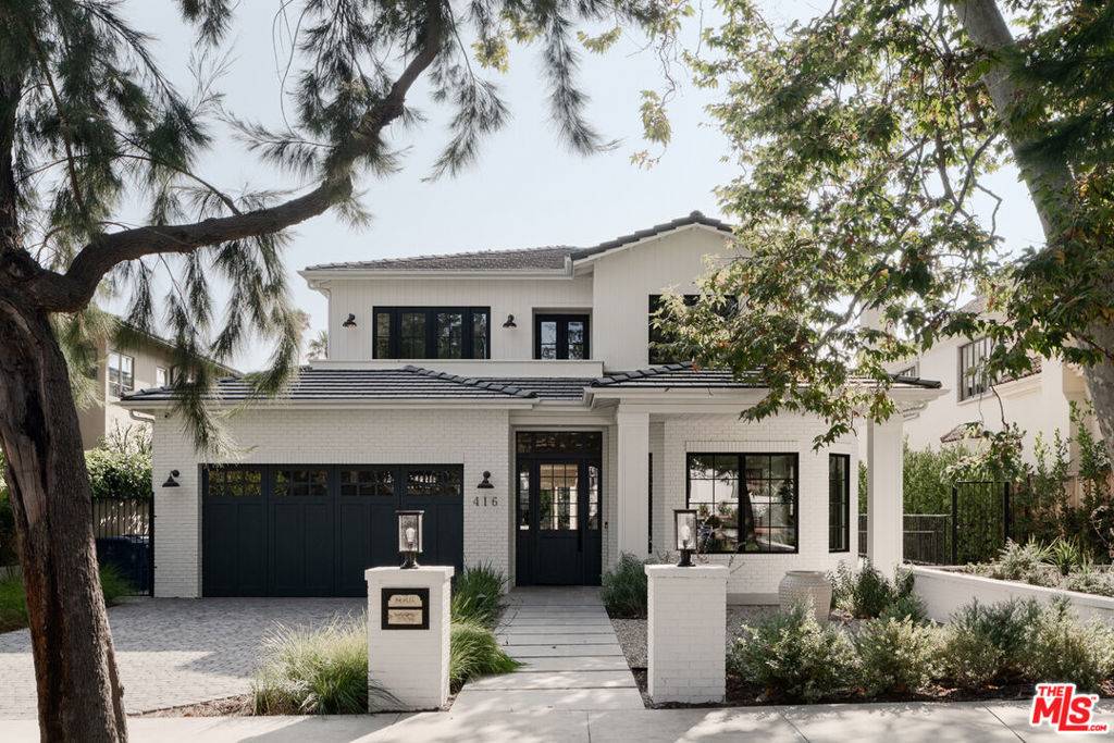 Santa Monica, CA 90402,416 21st PL
