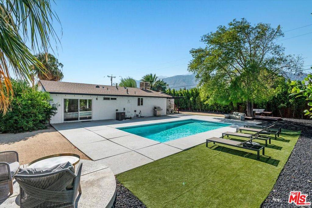 Palm Springs, CA 92262,1808 E Francis DR