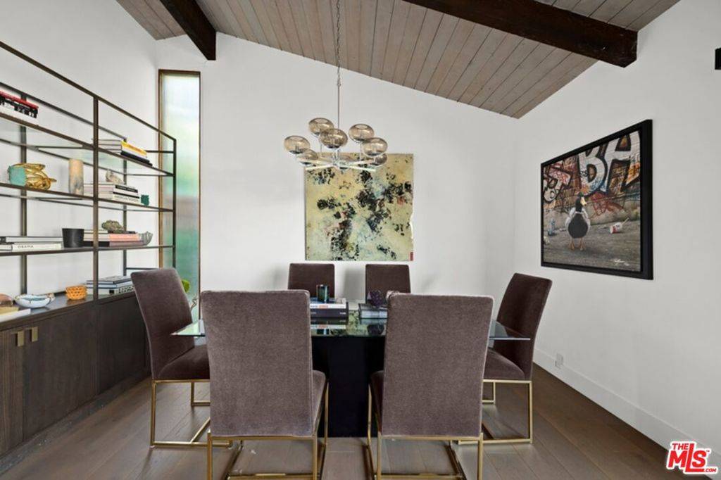 Los Angeles, CA 90046,2522 Zorada DR