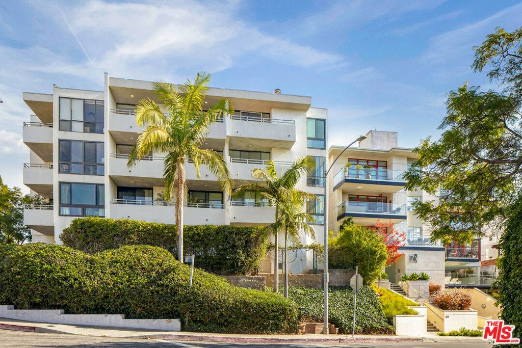 Pacific Palisades, CA 90272,15480 Antioch ST #300A