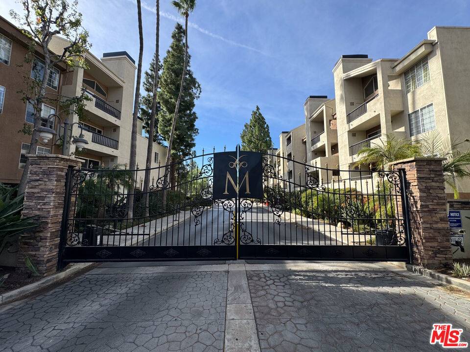 Woodland Hills, CA 91367,5535 Canoga AVE #133