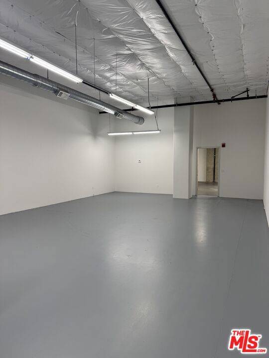 Los Angeles, CA 90015,1458 S San Pedro ST #323