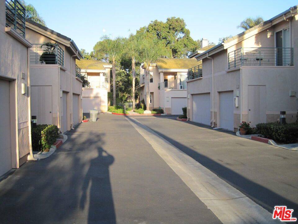 Port Hueneme, CA 93041,377 Blue Dolphin DR