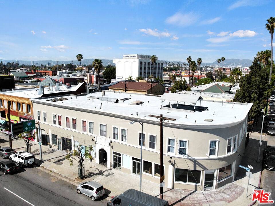 Los Angeles, CA 90018,2157 W Washington Blvd #2157