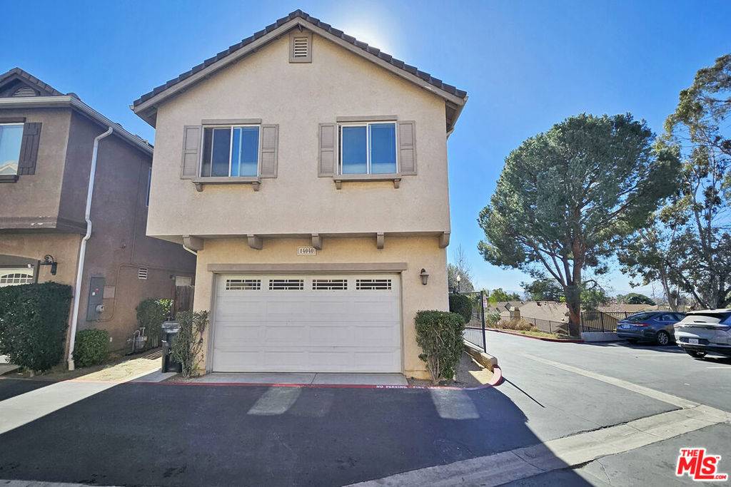 Sylmar, CA 91342,14040 Bryant LN