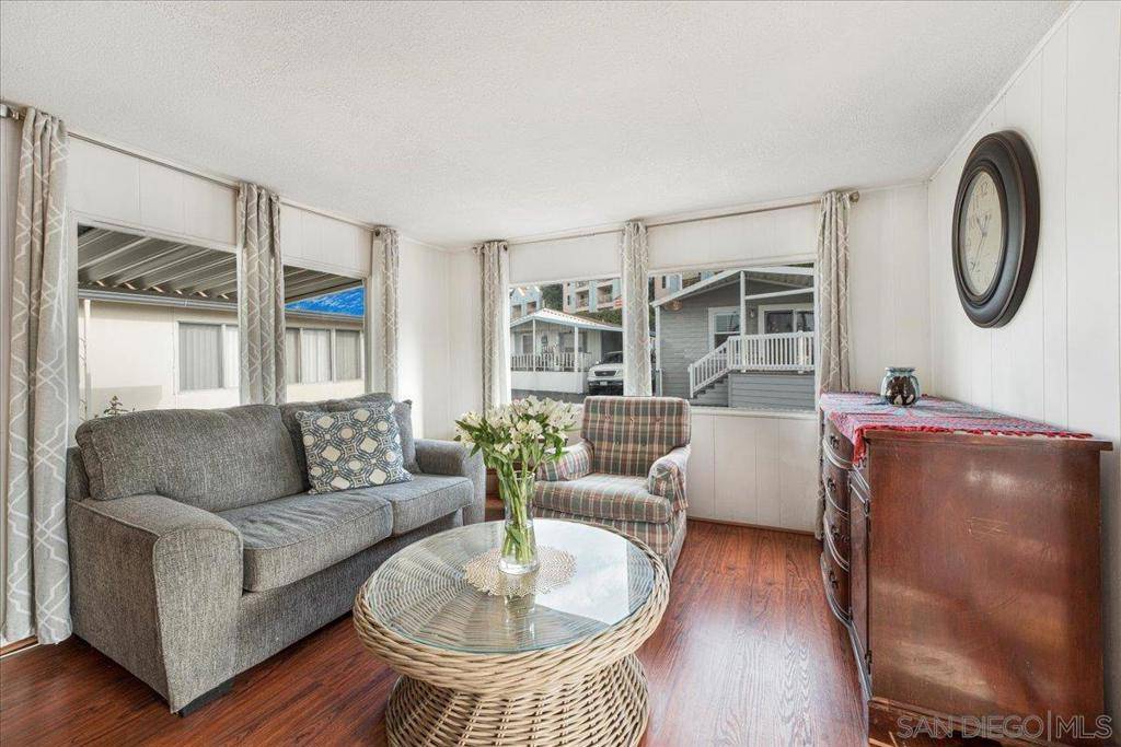 Oceanside, CA 92054,111 Sherri Ln