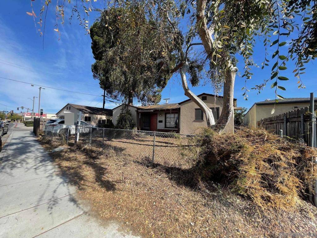 San Diego, CA 92115,4927 67th St