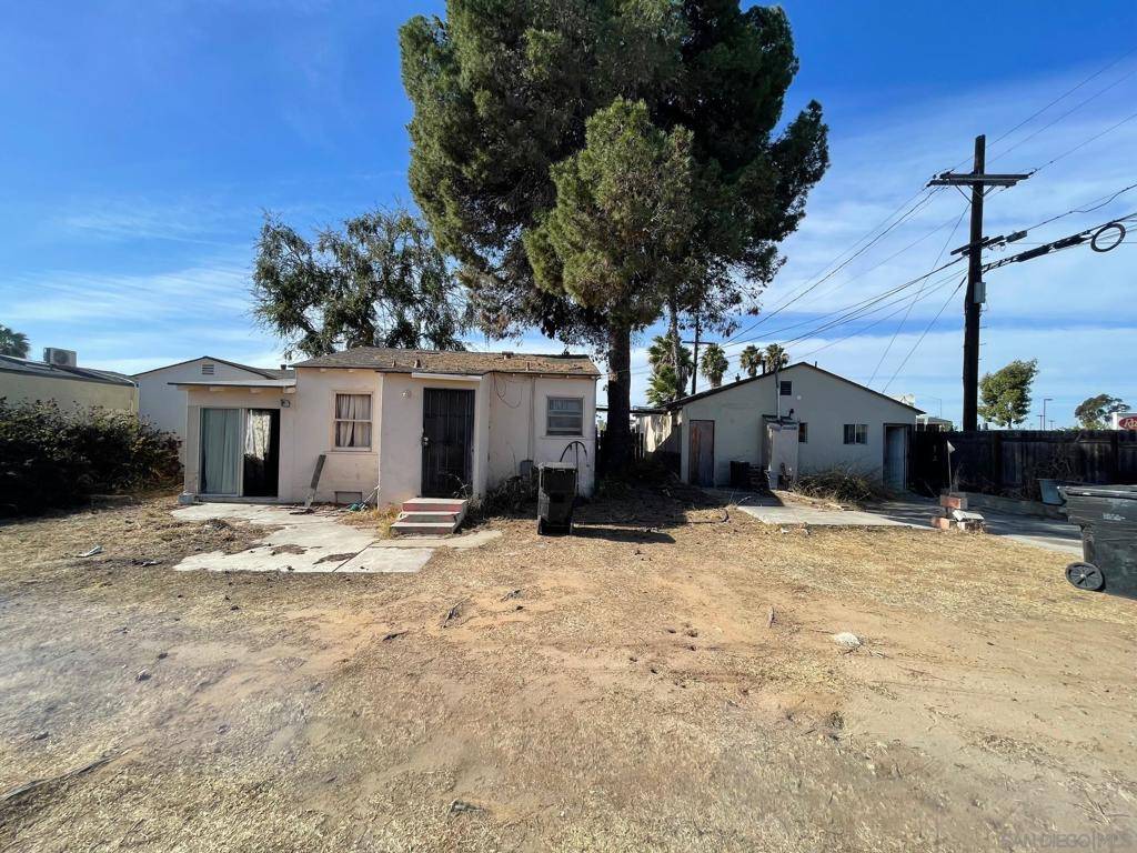 San Diego, CA 92115,4927 67th St