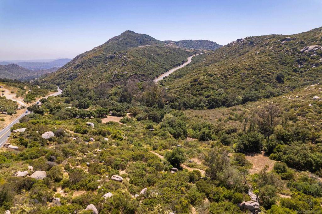 Lakeside, CA 92040,12226 Wildcat Canyon Rd