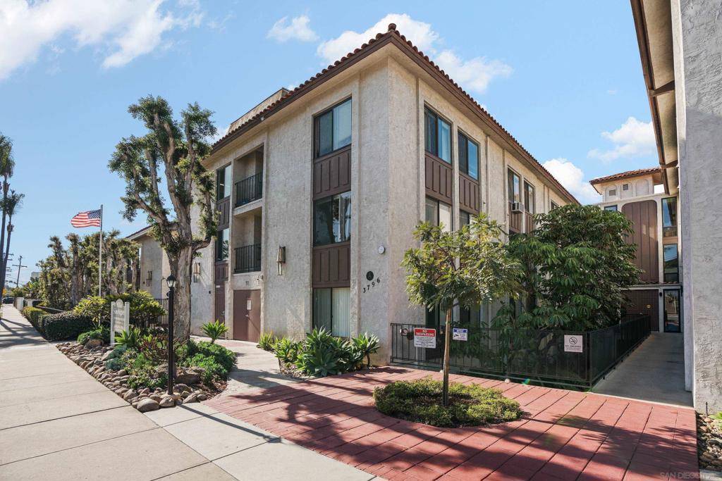 San Diego, CA 92104,3796 Alabama St #316