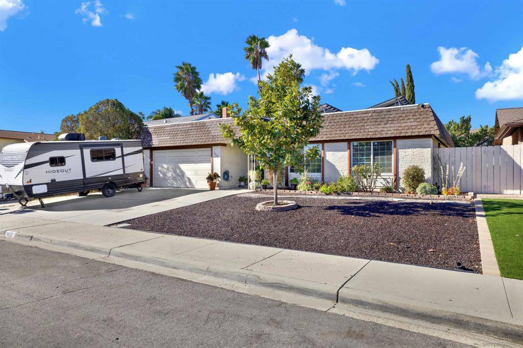 Poway, CA 92064,14152 Kendra Way