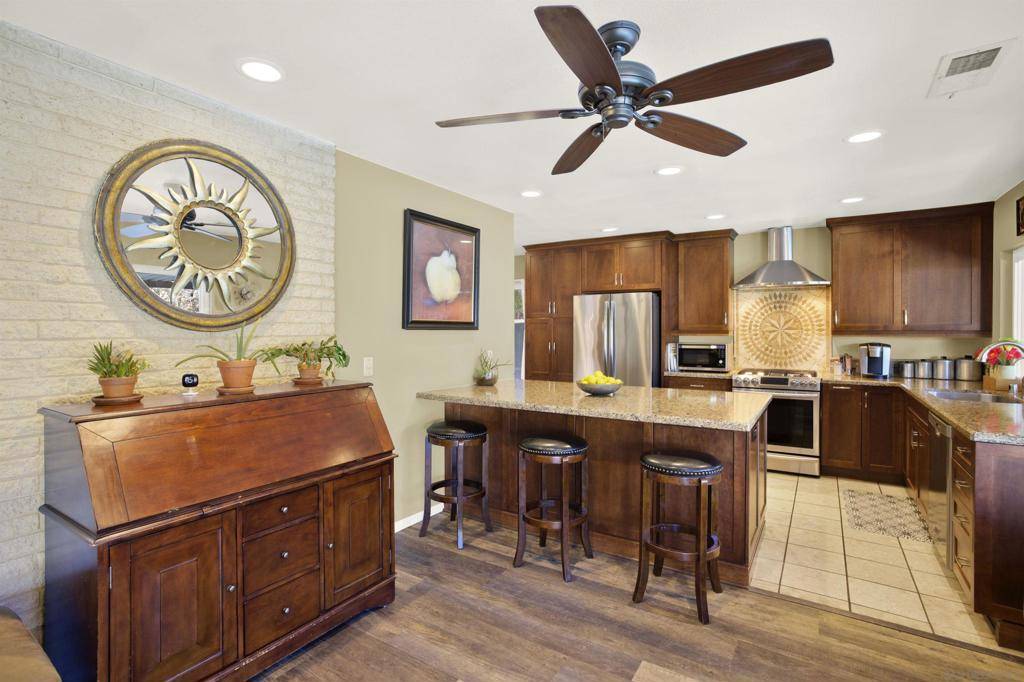 14152 Kendra Way Poway, CA 92064