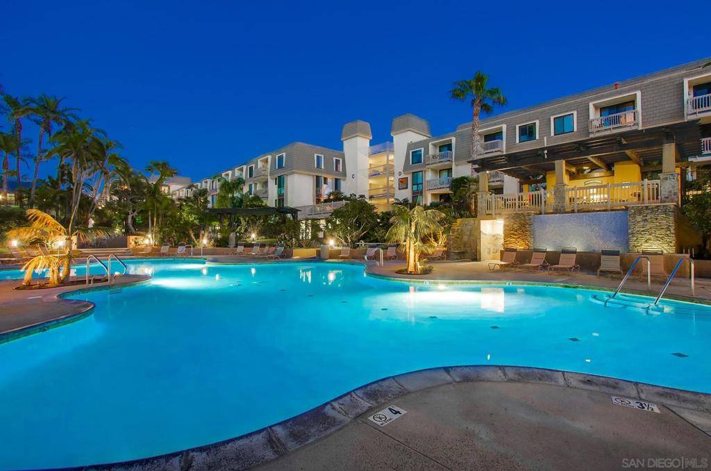 Oceanside, CA 92054,999 N Pacific #B112
