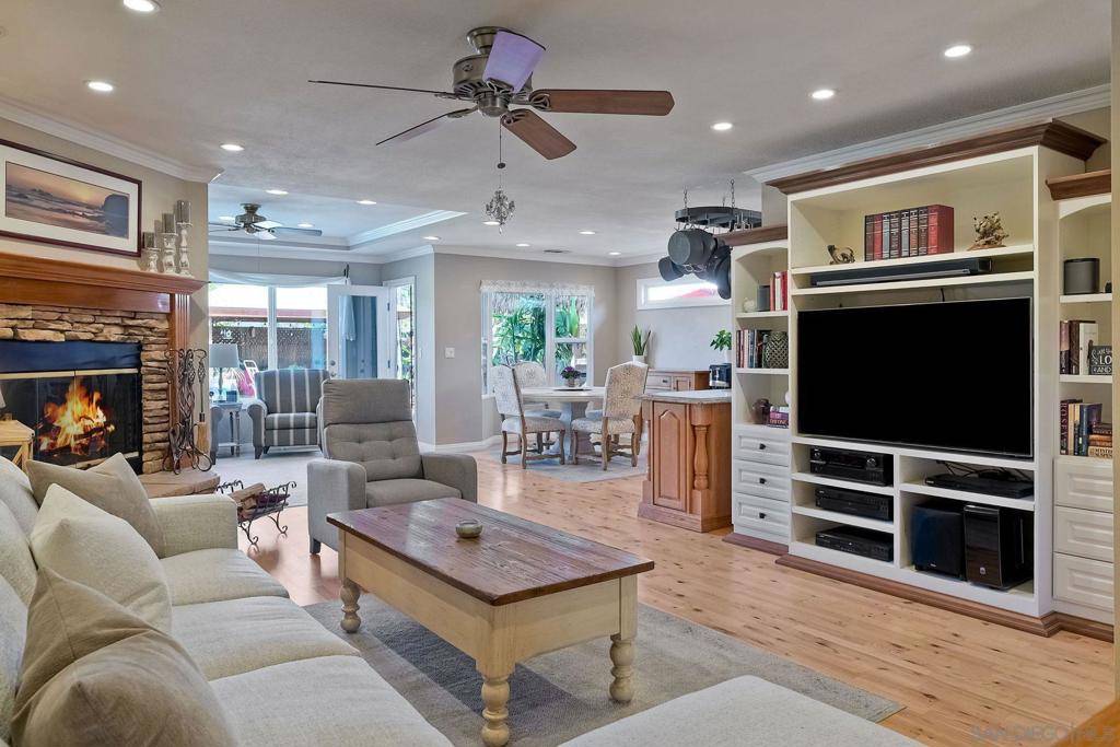 13821 Eisenhower Ave Poway, CA 92064
