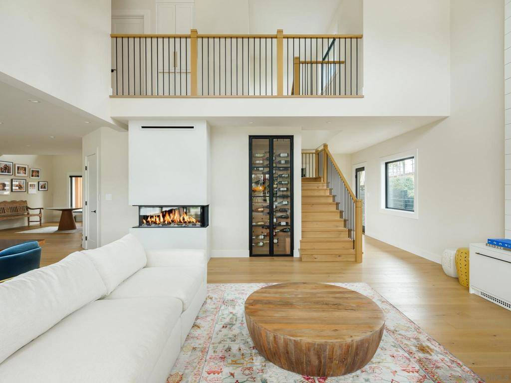 Encinitas, CA 92024,631 Stratford Dr