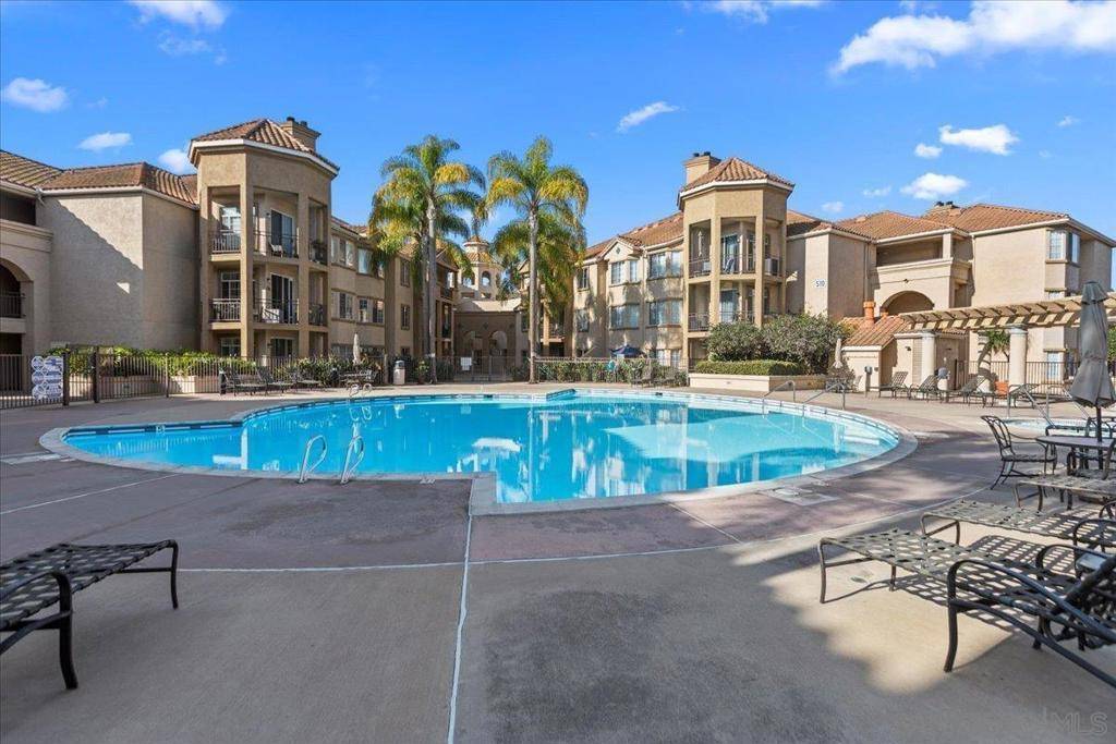 San Diego, CA 92108,580 Camino De La Reina #226