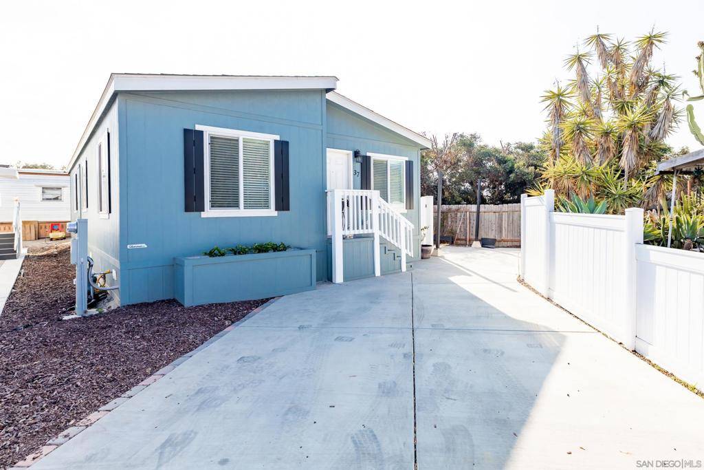 Oceanside, CA 92054,3030 Oceanside Blvd #37