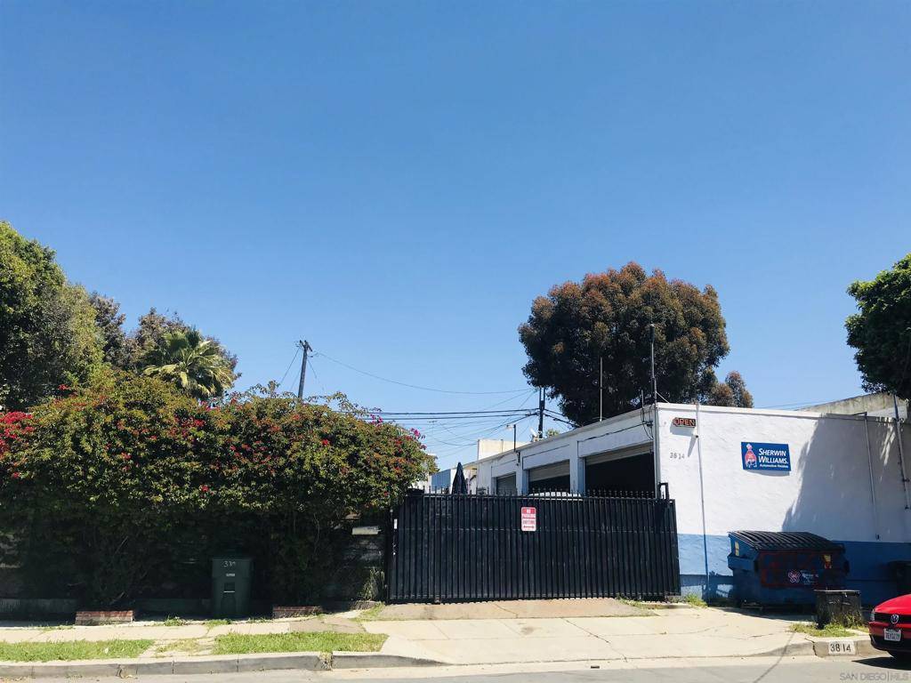 San Diego, CA 92113,3814 Acacia
