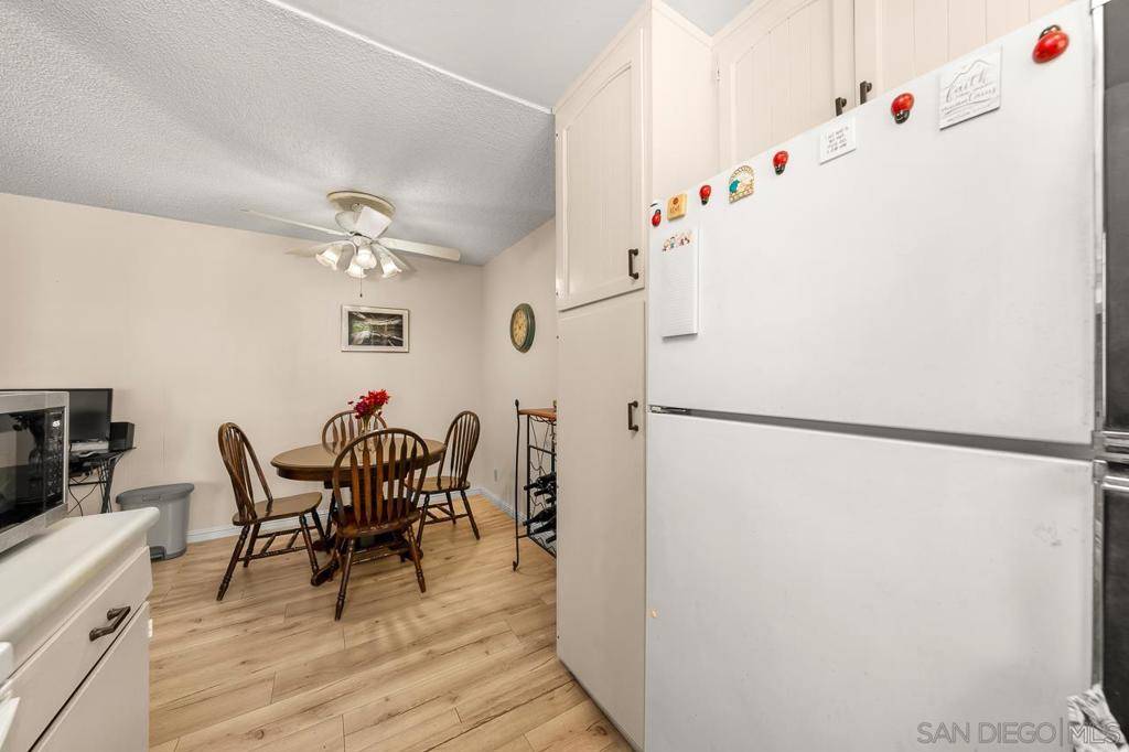 La Mesa, CA 91941,4560 Maple Ave #127