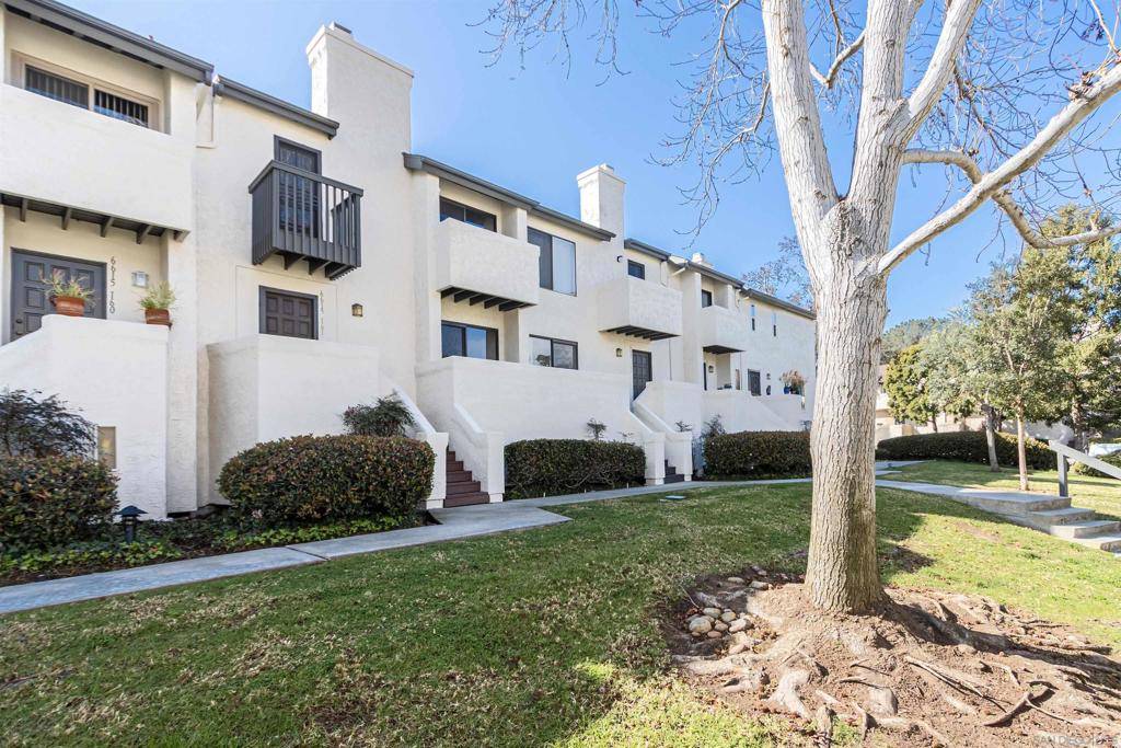 San Diego, CA 92111,6615 Canyon Rim Row #161