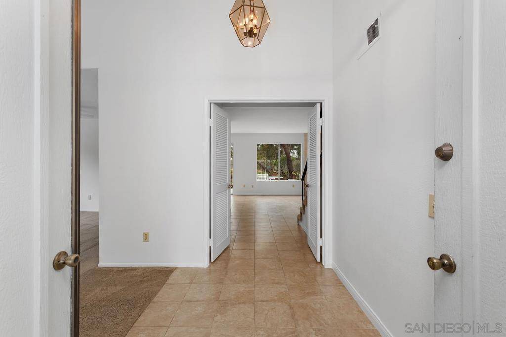 Oceanside, CA 92056,4617 Sheridan