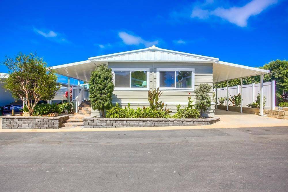 Carlsbad, CA 92011,7224 San Benito