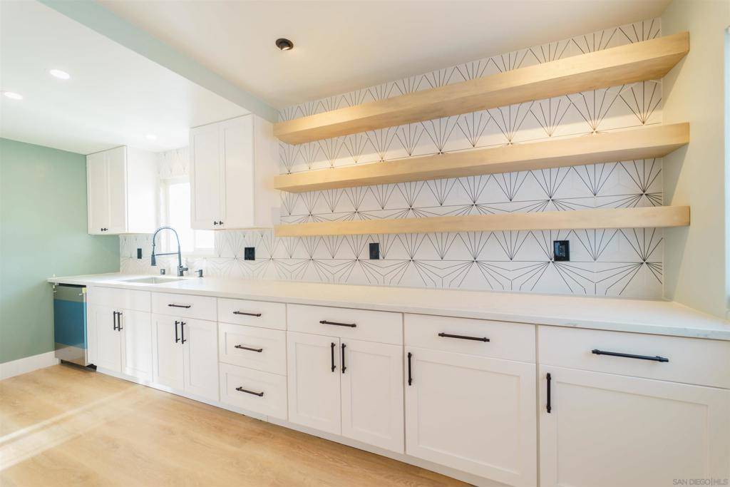 1343 Grove Ave Imperial Beach, CA 91932