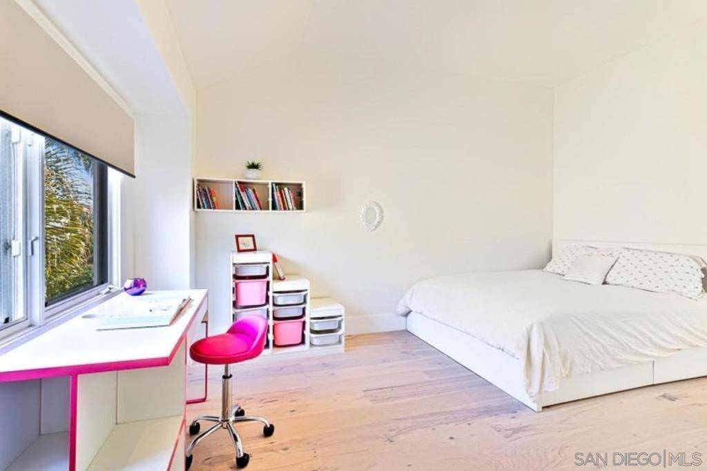 223 Avenue De Monaco Cardiff By The Sea, CA 92007