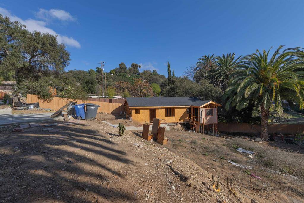 Escondido, CA 92026,25734 Willow Ln
