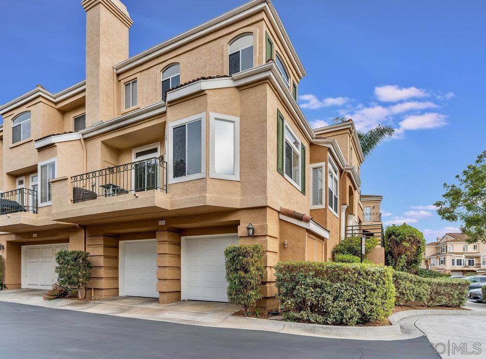 San Diego, CA 92122,7160 Calabria Ct #E